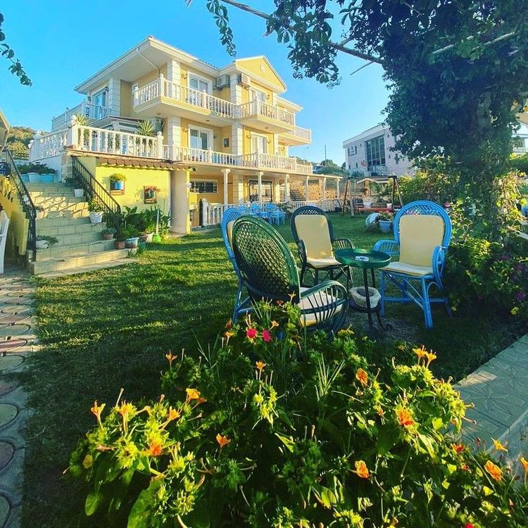 Cunda Güneş Otel