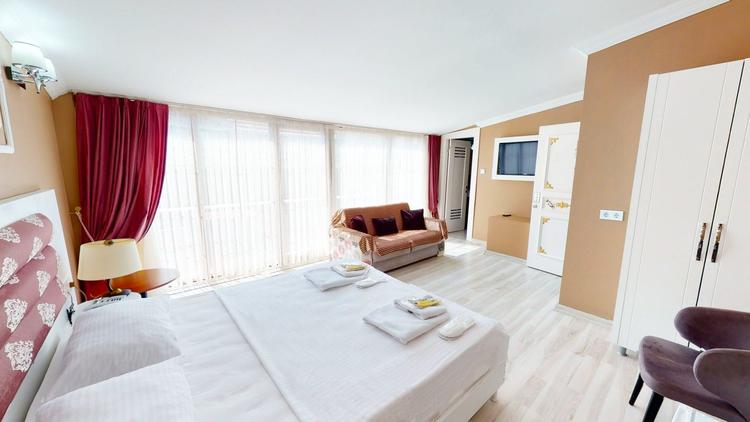 The Wolf Hotel