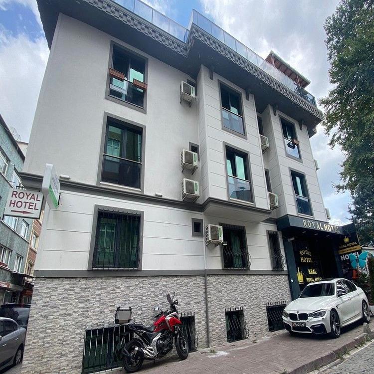 Royal Hotel