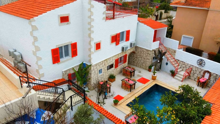 Badem İçi Alaçatı