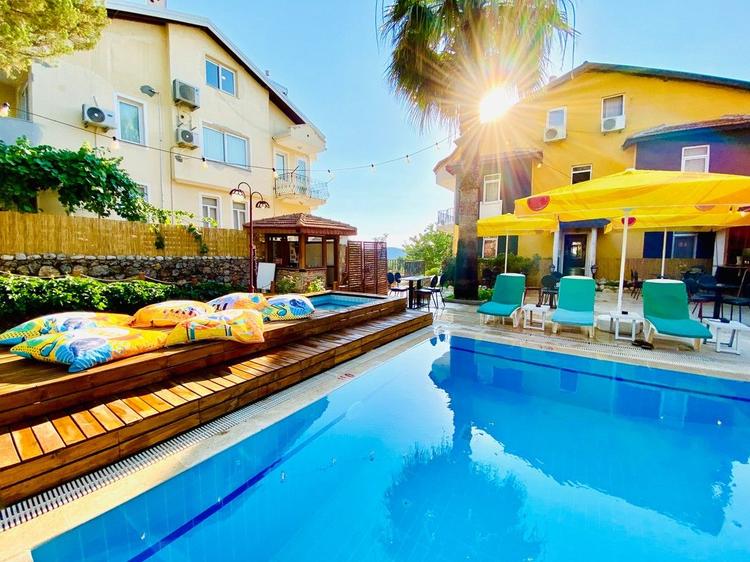 Lena Butik Otel