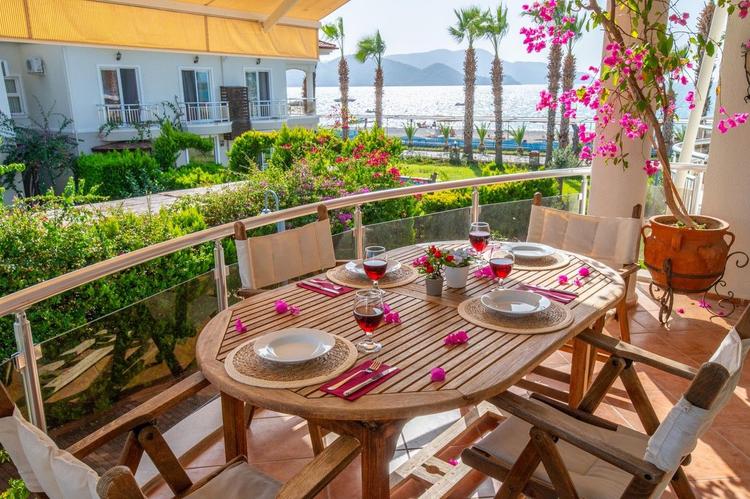 Sunset Beach Club Aqua Lettings
