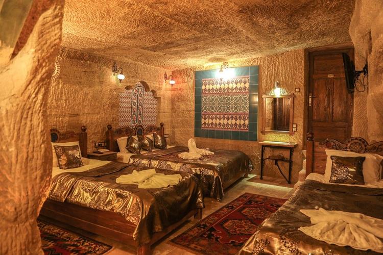 Göreme Palace Cave Suit