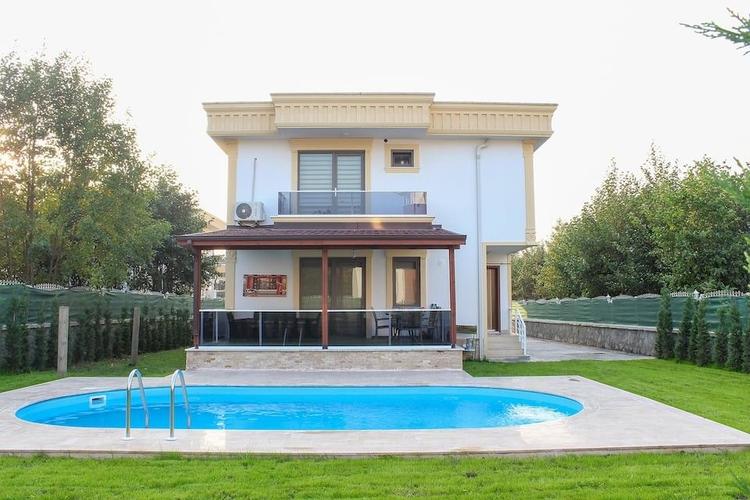 Sapanca Queen Villa