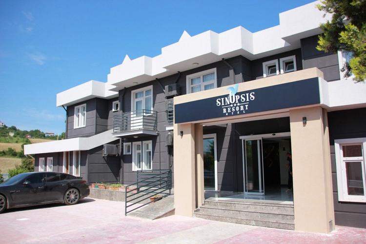 Sinopsis Resort