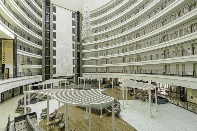 Discovery | Aksu