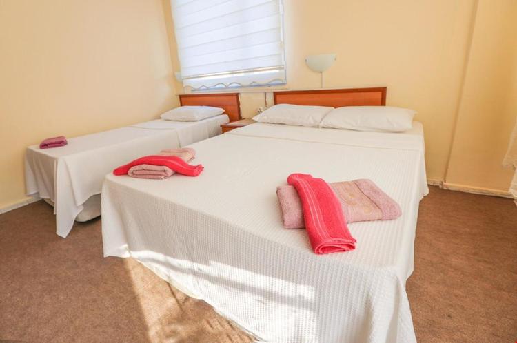 Grand Kent Hotel