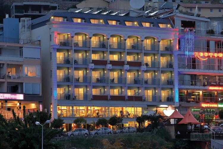Quattro City Seaport Hotel