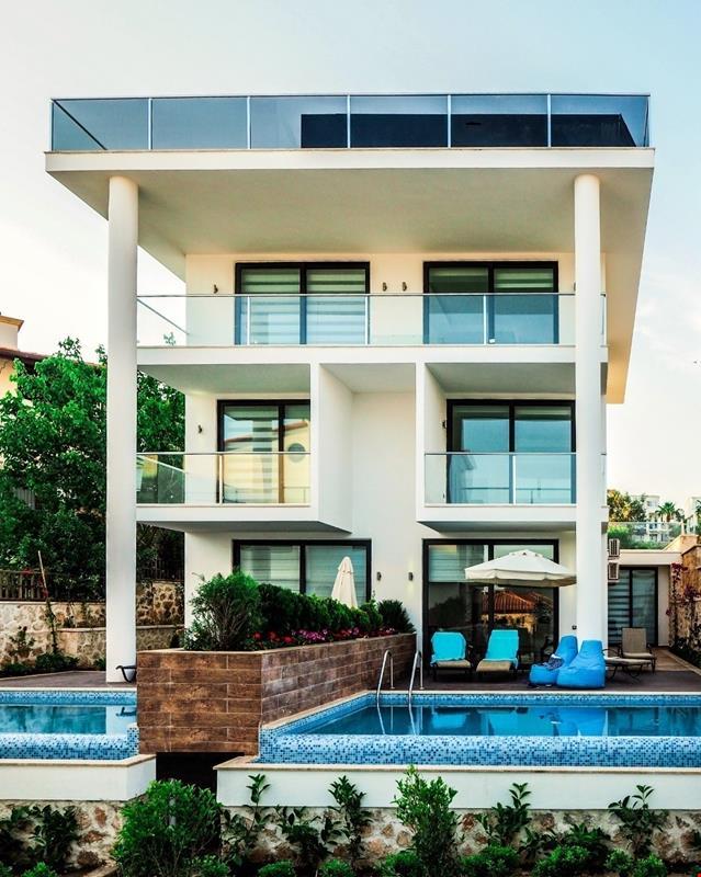 Villa And-01