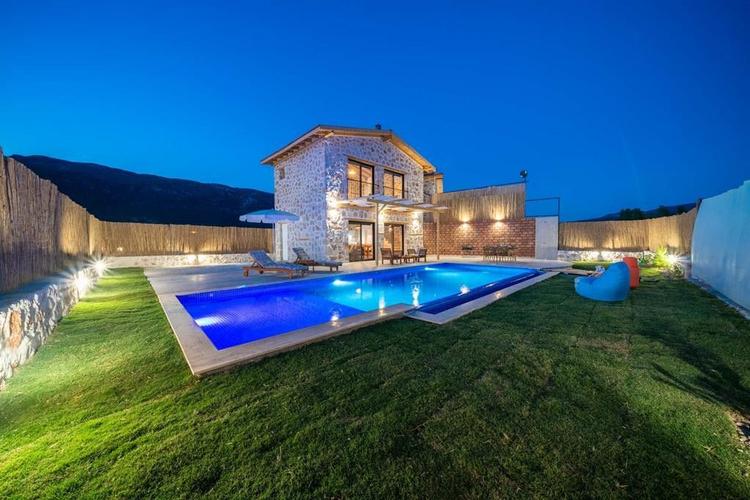 Villa İstinye 2