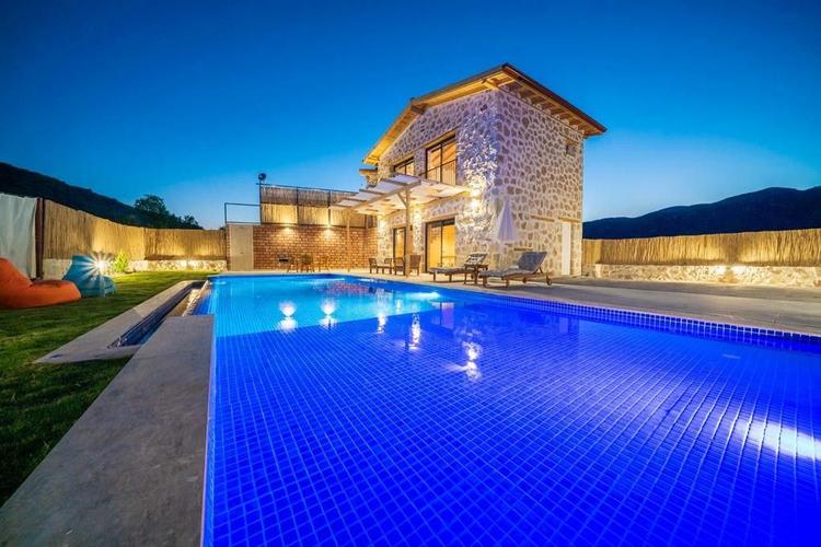 Villa İstinye 1