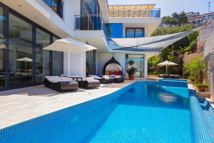 Villa Edi-01