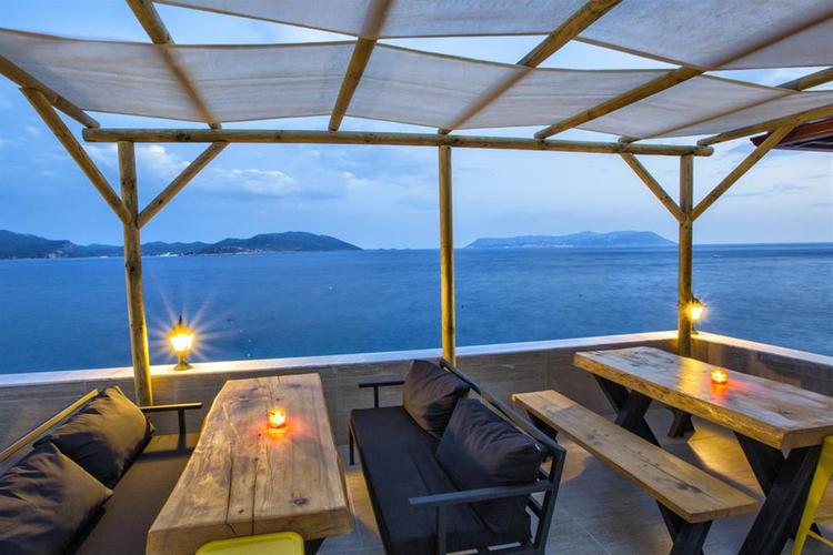 Kaş Otel