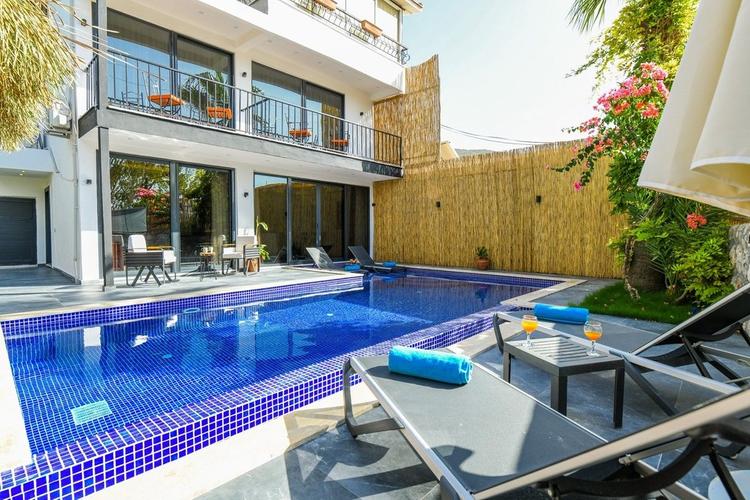 Villa Güçlü