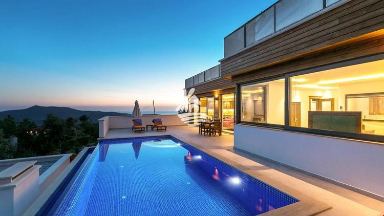 Villa Ella 4