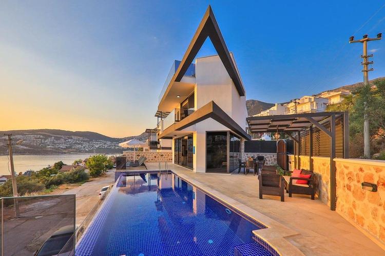Villa Life