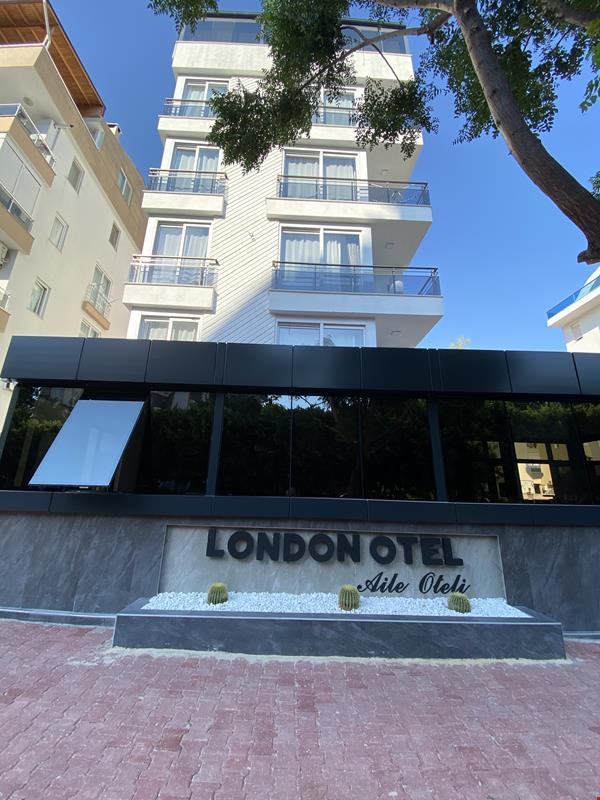 London Hotel