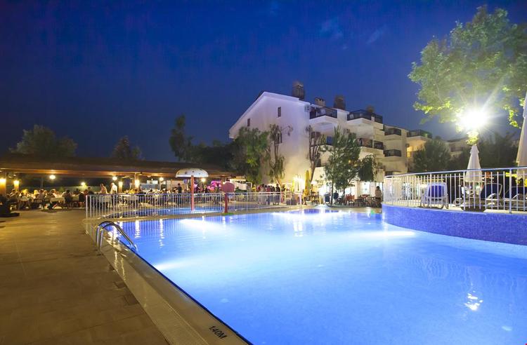 Club Solis Garden