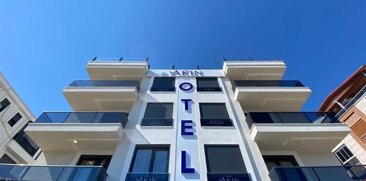 Akın Suit