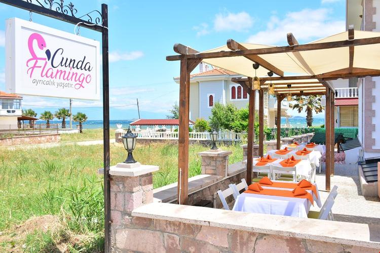 Cunda Flamingo
