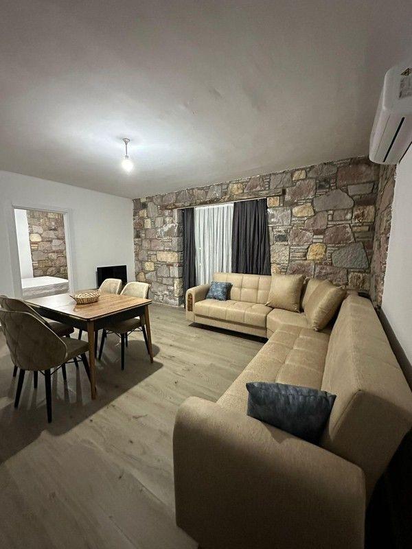 Emine Home