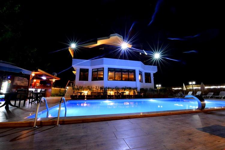 Velena Hotel