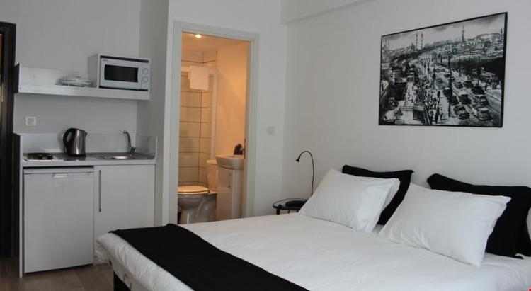 Gnç Otel