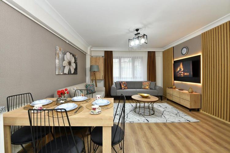 Somer Suite 4