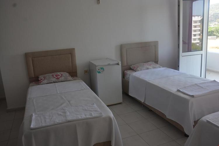 Hira Hotel
