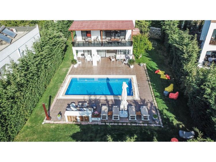 Villa Mia
