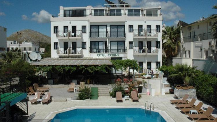 Cemre Otel