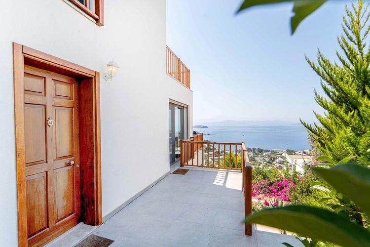 OnsraWhite | Bodrum