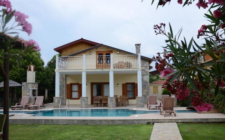 Victoria Villa
