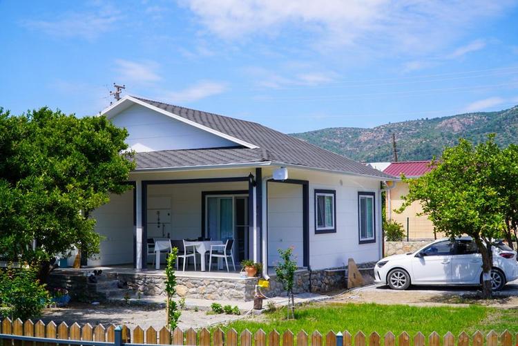 Buket House