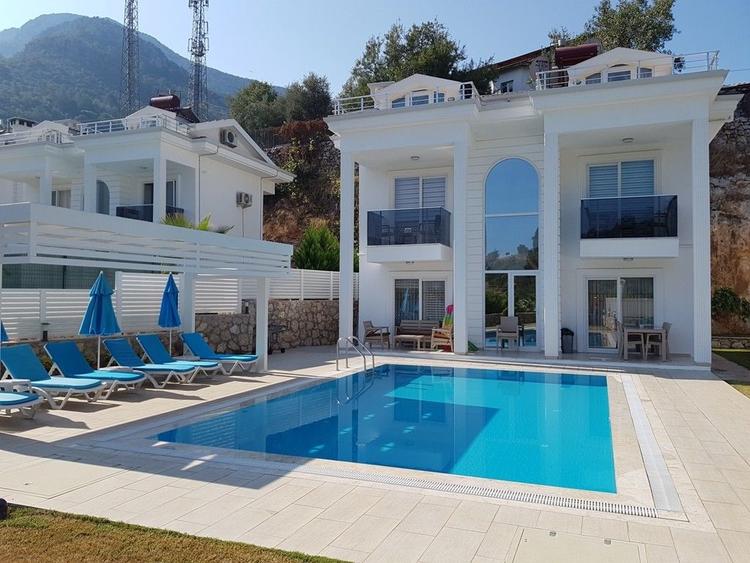 Villa Bold