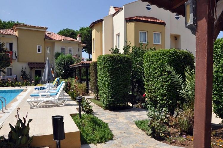 Gökay Apart