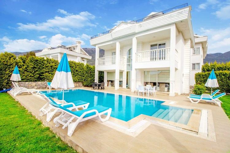 Hisarpark A Villa