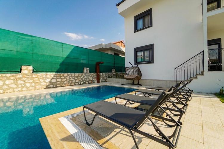 Villa Genesis