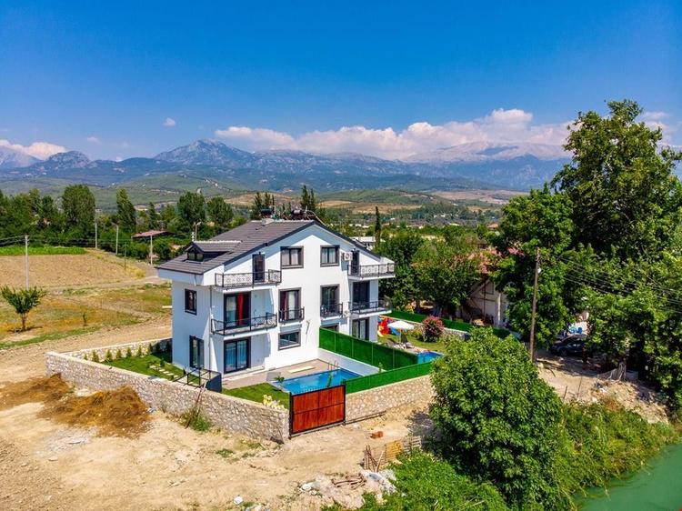 RMG Villa 2