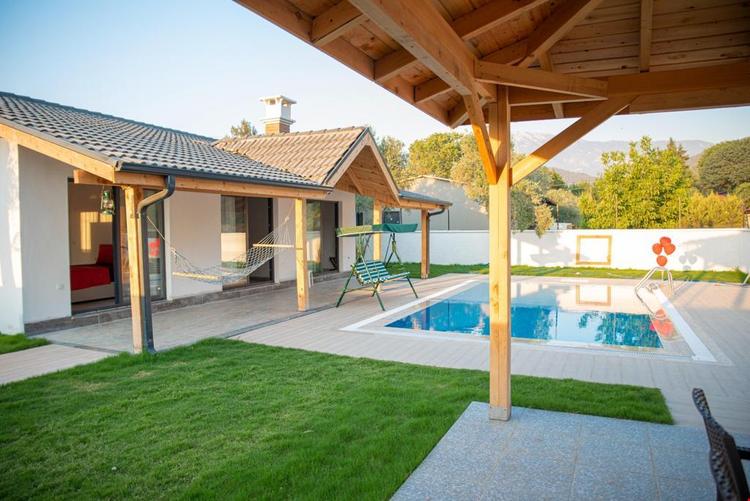 Villa Aventus