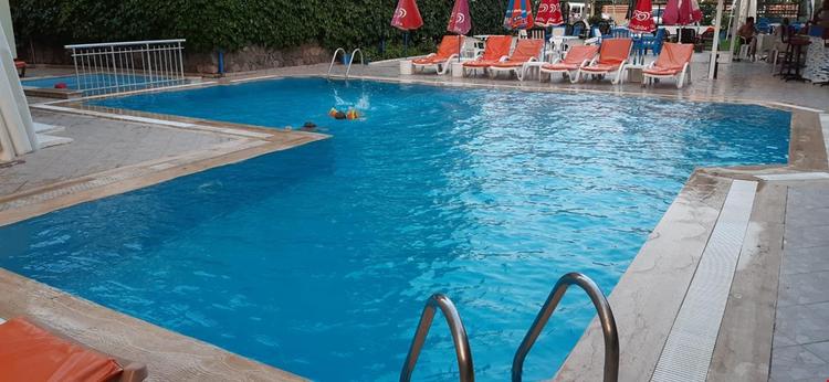 Gökkuşağı Apart Otel