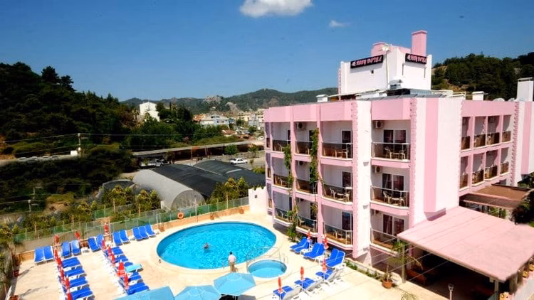 Rosy Hotel