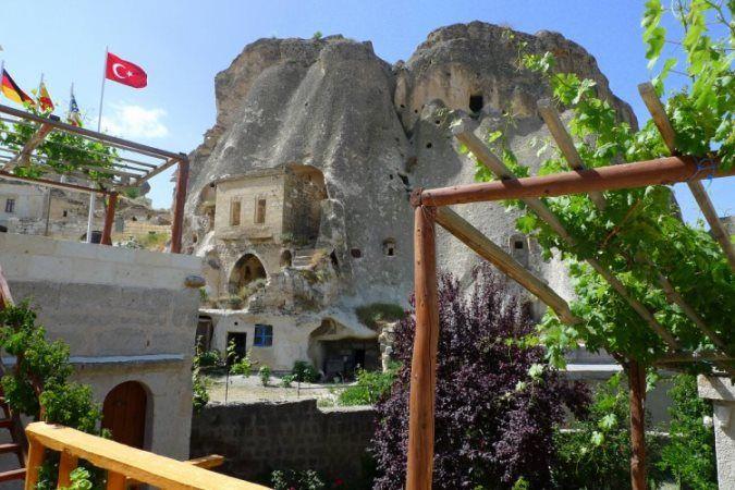 Uçhisar Kaya Pension