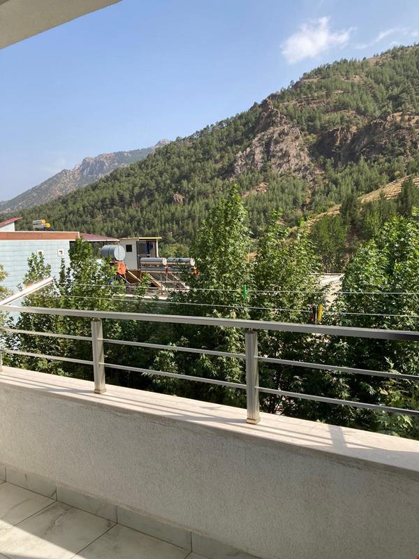 Zaynah Suites