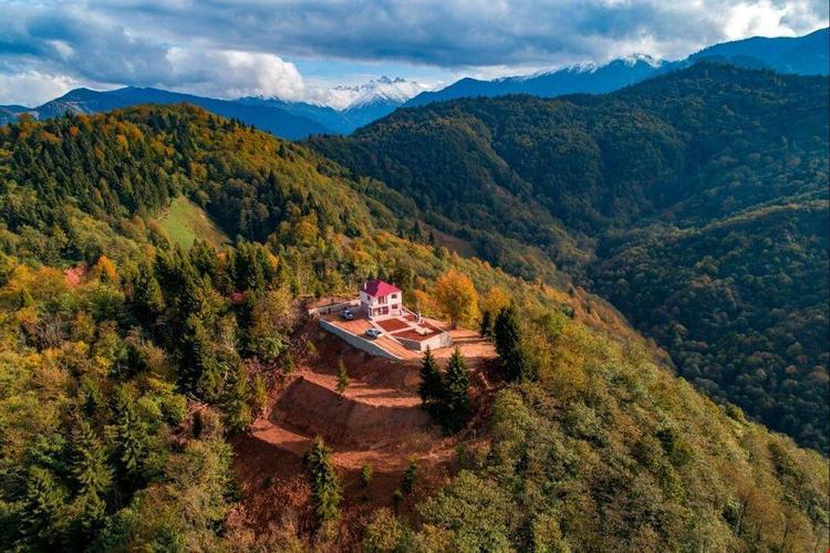 Alaska Dağ Evi