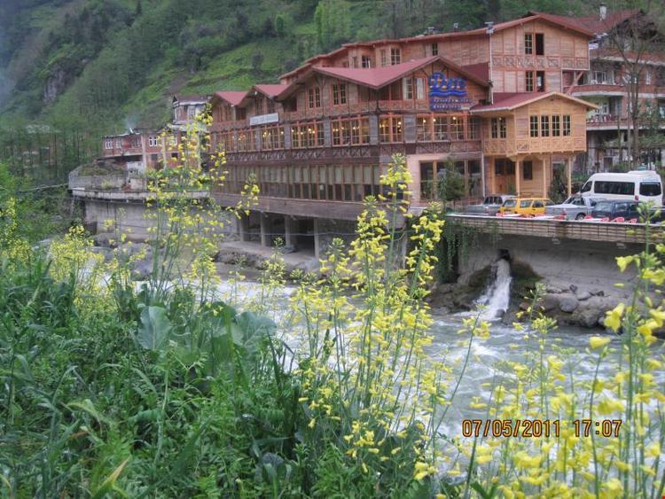 Dere Otel
