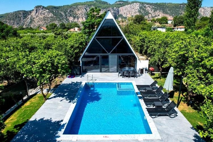 Villa Arya 2
