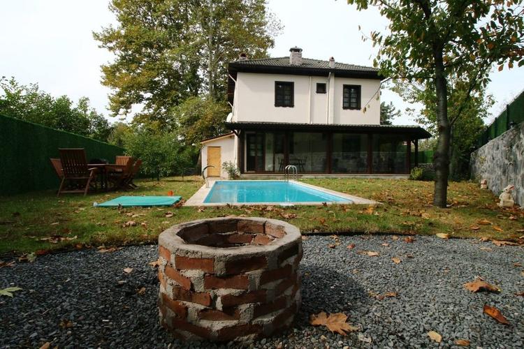 Çınaraltı Villa