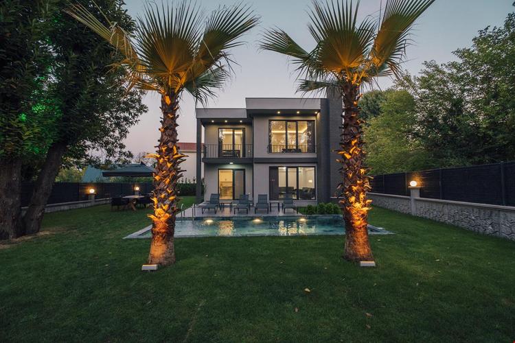 Villa Gray