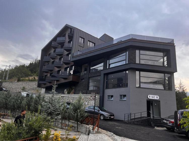 La Dur Resort Hotel